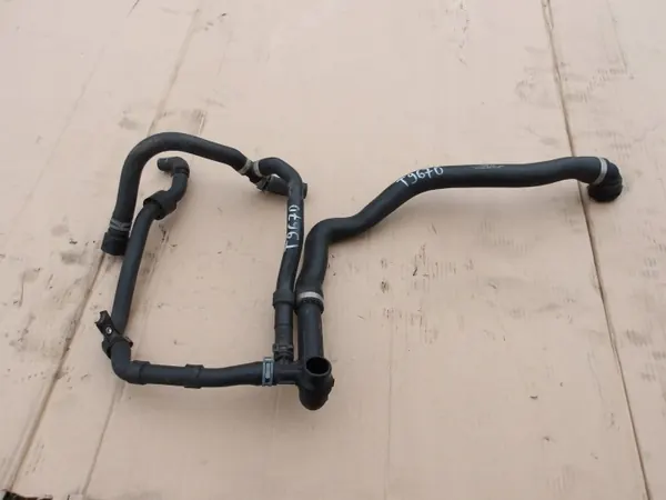 Vesipumppu & letkut OEM 5Q0122051BK VW B8 Golf image 2
