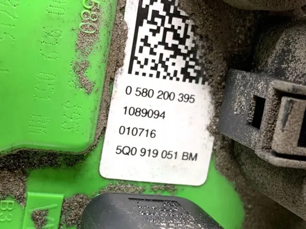 Brandstofpomp Audi A3 8V 2.0 220PK OEM 5Q0919051BM image 4