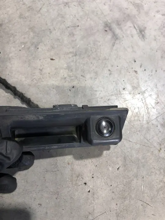 Peruutuskamera Volkswagen Caddy 2K5827566C image 2