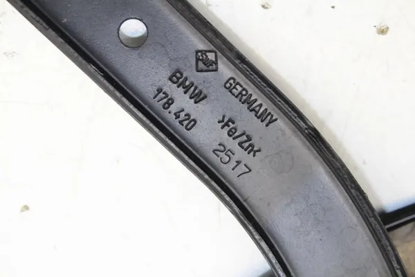 BMW 6-serien framrutorhållare OEM 9449958 image 6