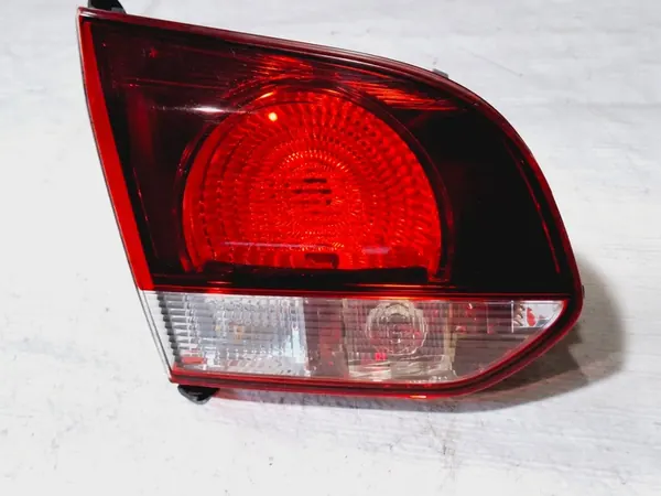 Lámpara trasera izquierda del maletero VW Golf VI 6 Hatchback 5K0945093AA image 3