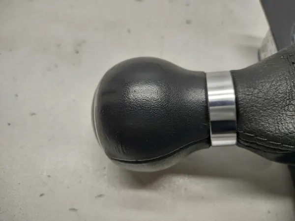 Gear Knob Leather VW Golf V VI Jetta Scirocco OEM 1K0711113CG image 9