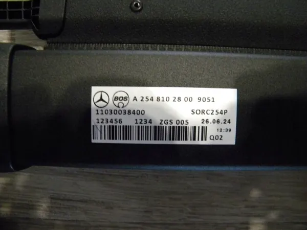 OEM 2548102800 Tavaratilan Verho Mercedes GLC Coupé image 9