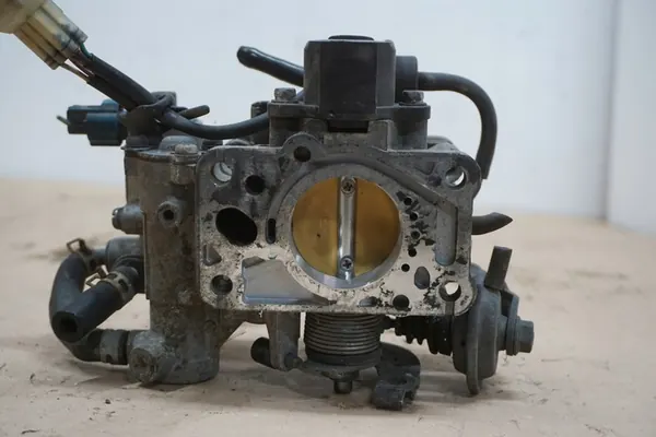 INJECTEUR DE CARBURANT SUZUKI VITARA 1.6 8V 88-97 image 10