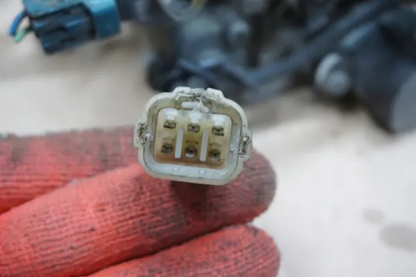 INJECTEUR DE CARBURANT SUZUKI VITARA 1.6 8V 88-97 image 3