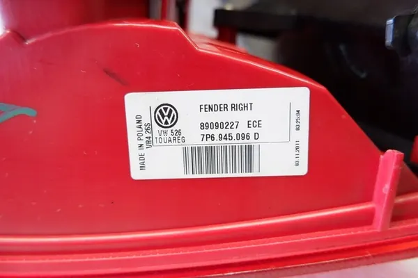 Luz trasera derecha VW TOUAREG 7P6945096D image 7