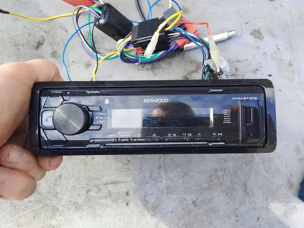 Autoradio Kenwood KMM BT302 d'occasion image 2