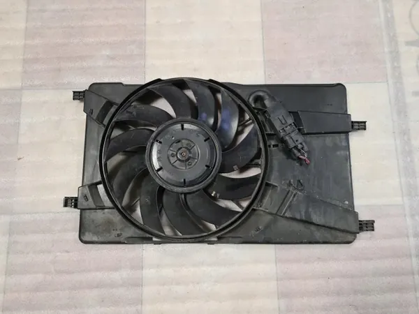 Radiatorventilator OEM 39074839 voor Opel Astra J 2.0D image 2