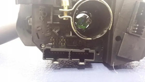 FIAT PUNTO II LIFT Schakelaar Assemblage 735381039 image 8