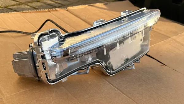 OEM 31420395 LED DRL Vasen Etuvalo Volvo V60 I image 10