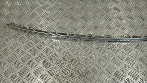 Takaluukun Kromilista VW Tiguan II 2015-2020 OEM image 7