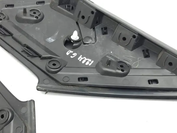 Renault Megane IV sidorutslist OEM AMD180710 image 3