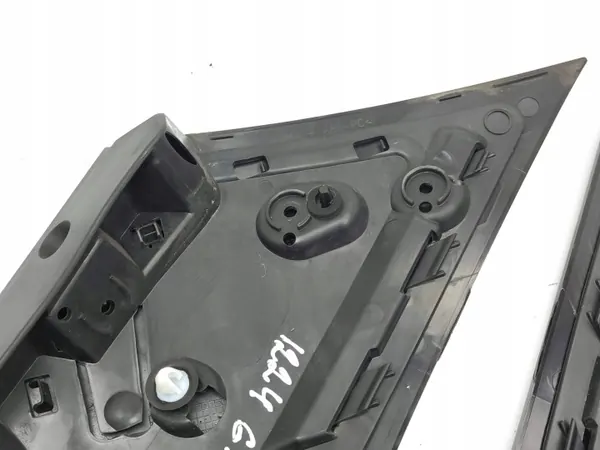 Renault Megane IV sidorutslist OEM AMD180710 image 5