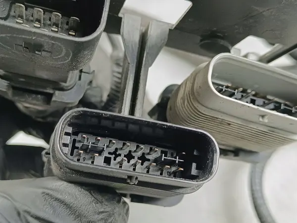 Harnais d'injecteur Jeep Grand Cherokee 2018 68232967AG image 9