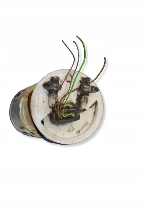 Polttoainepumppu OEM 81115568 Volkswagen Passat B5:lle image 2