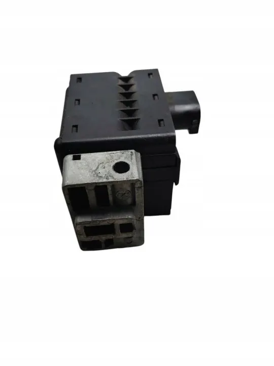 Inserción de bloqueo de dirección OEM 8200604932 Renault image 2