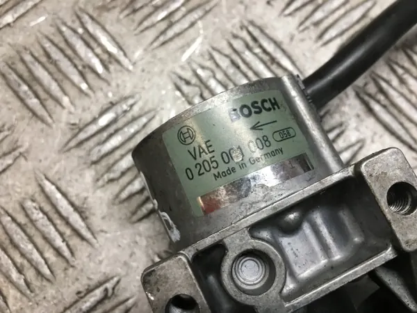 Mercedes W202 2.5 D Kaasupotentiometri 0205001008 image 3