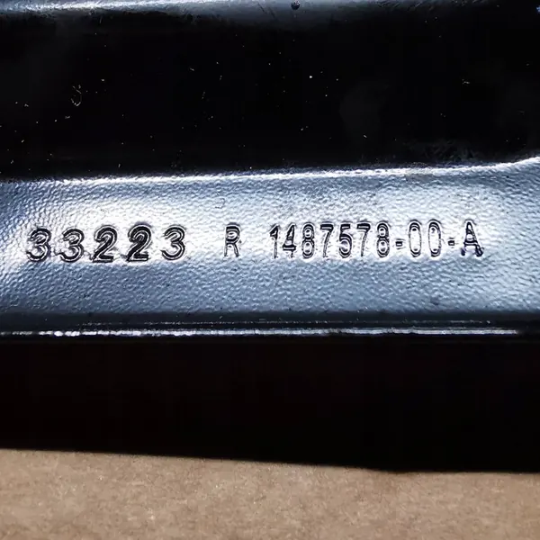 TESLA MODEL Y 20- Suporte de para-lama dianteiro direito OEM 1487578-00-A image 4