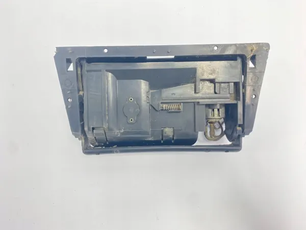 Cinzeiro dianteiro OEM SDV08106 para Mercedes W124 image 2