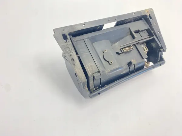 Cinzeiro dianteiro OEM SDV08106 para Mercedes W124 image 5
