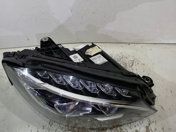 Rechter FULL LED ILS Koplamp Mercedes C-Klasse W205 A2059069401 image 2