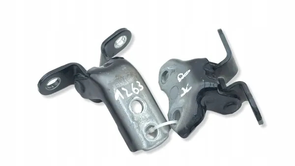 Toyota RAV4 XA50 Etuoven Saranoit OEM AMD233081 image 4