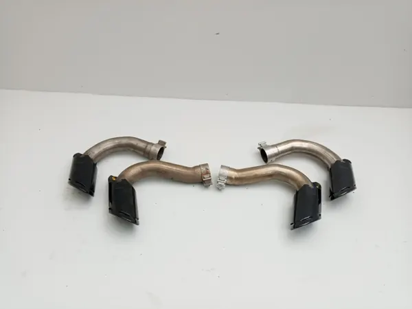 Lamborghini URUS Uitlaateindstuk OEM 4ML253681AK image 5
