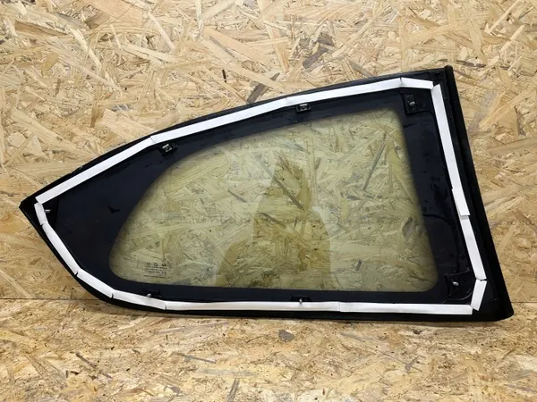 Vitre latérale gauche Hyundai OEM 87810-1E000 image 5