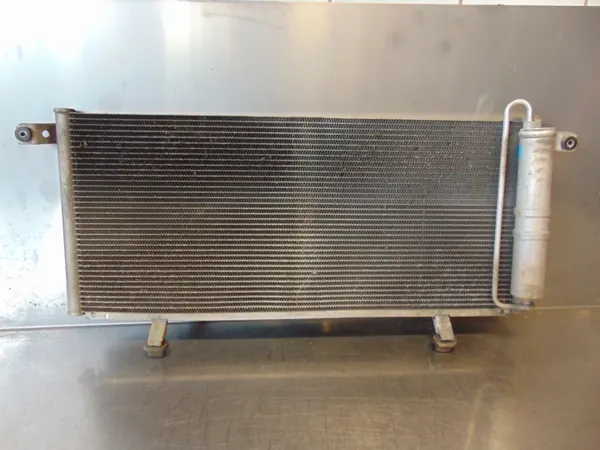 Condenseur AC Mitsubishi Pajero Pinin Pièce OEM image 2