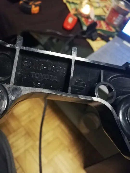 Scivolo paraurti anteriore TOYOTA COROLLA E21 HB KOMBI 2018- image 3