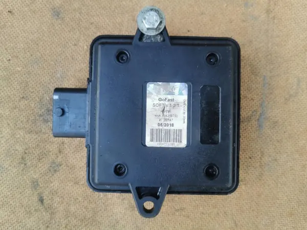 Gebrauchter Opel OE Gassteuergerät OEM 67R017009 image 3