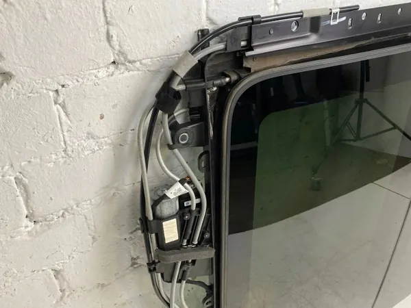 Techo solar Chrysler Pacifica 2018 OEM 30024768 image 4