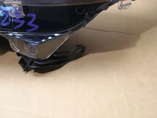 Vasen etuvalaisin Peugeot 208 I Lift OEM 1685352680 image 4