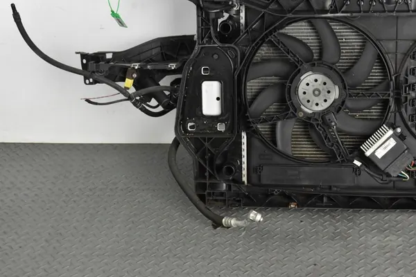 Frontkühlerlüfter Audi A5 2011-16 2.0TDI 8K0121207B image 4