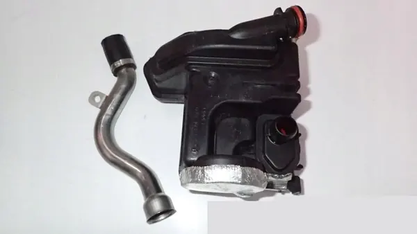 OLJESKILJARE AUDI A8 S8 D4 4H 079103542D image 7