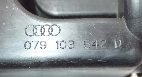 OLJESKILJARE AUDI A8 S8 D4 4H 079103542D image 9