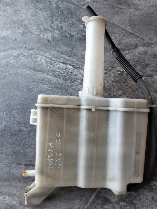 Réservoir d'expansion OEM zbiornik GF Mazda 626 image 6
