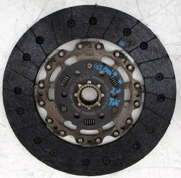 Volante de Dupla Massa Skoda Octavia II 1.6 TDI image 3