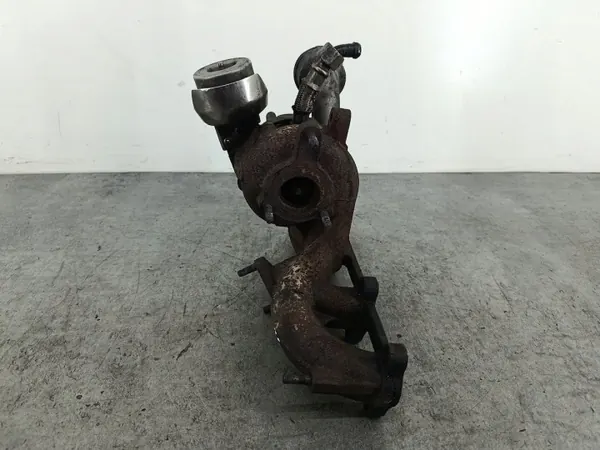 Turbocompressor com coletor OEM 038253019H KP39B-0005 image 6