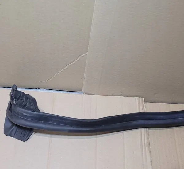 Junta puerta corredera derecha trasera VW Caddy 04- OEM 2K0827709E image 7