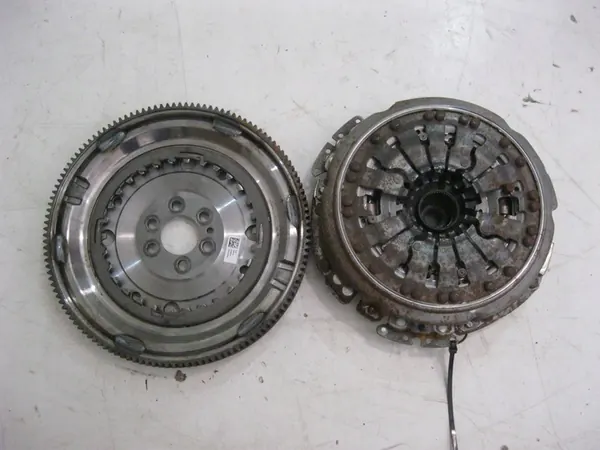 Conjunto de embreagem Audi OE 0AM141017CC image 2