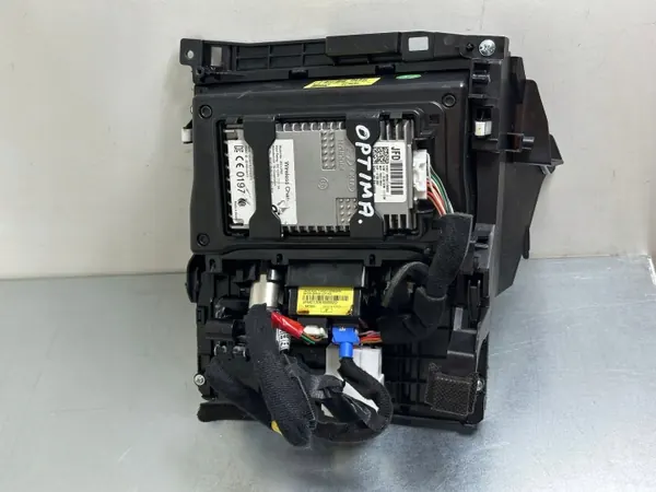 Cinzeiro consola central KIA Optima 2018 OEM 84690D4FH0BL4 image 6
