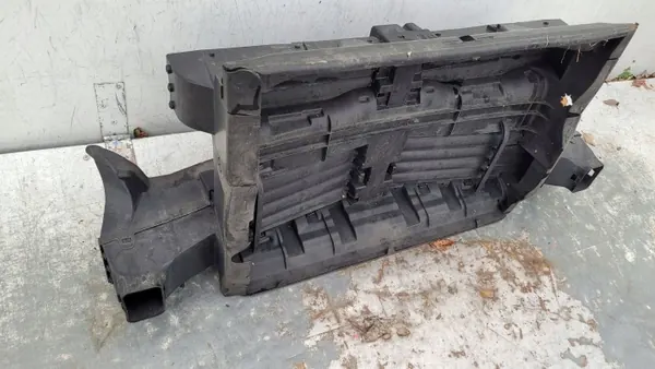 BMW Z4 G29 fram grilljalusi OEM 8747745 image 8