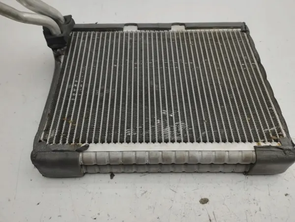 Renault Zoe 2019 värmare radiator AC OEM AMD139786 image 3