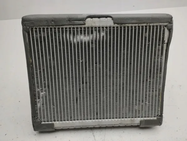 Renault Zoe 2019 värmare radiator AC OEM AMD139786 image 6