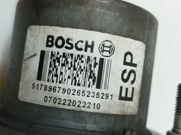 Pompe ABS d'occasion OEM 51789679 pour Fiat Bravo II image 7