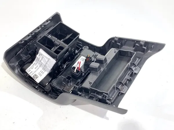 OEM 3G8857100H Takaosan tuuletusritilä VW Arteon image 5