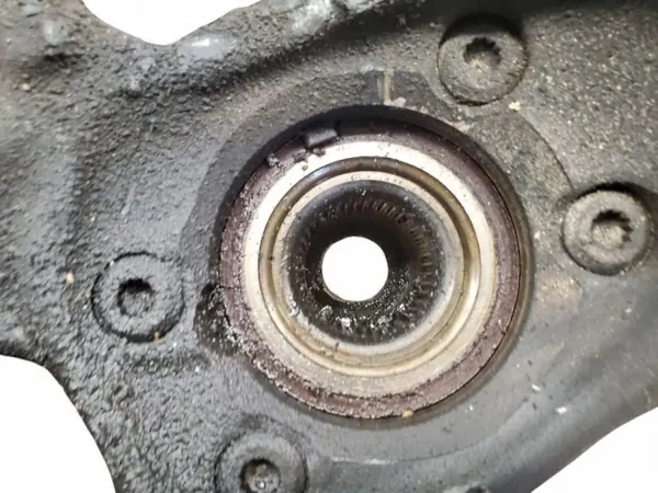 Audi Q5 SQ5 2012 Etu oikea pyörännapa OEM 8K0407242AB image 3