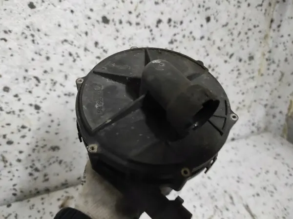 Pompe à air secondaire OEM 078906601D pour VW Group image 5