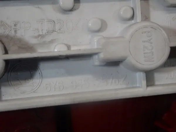 SKODA FABIA I HB 5D 04-07 Lámpara Trasera Derecha 6Y6945112C image 7